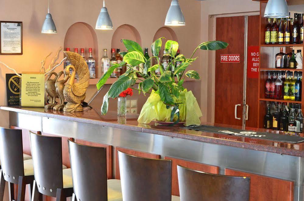 Mavrikos Hotel Планос Экстерьер фото