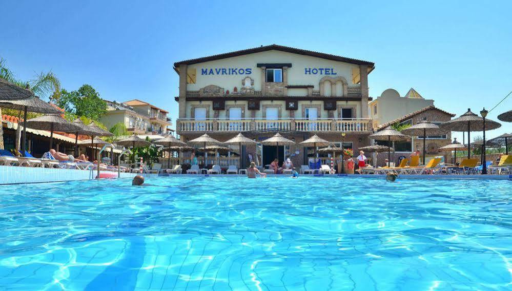 Mavrikos Hotel Планос Экстерьер фото